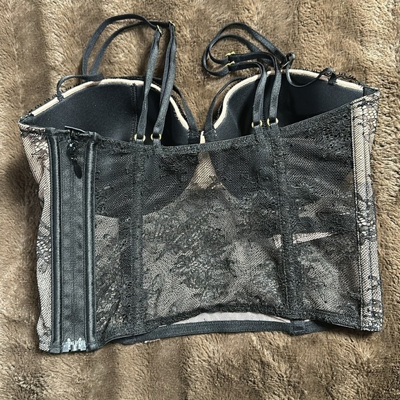 NWT VICTORIAS SECRET Very Sexy Balconette Black Sz 32D - Picture 4 of 8